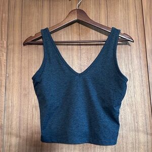 GAP Charcoal Performance Crop Top - M
